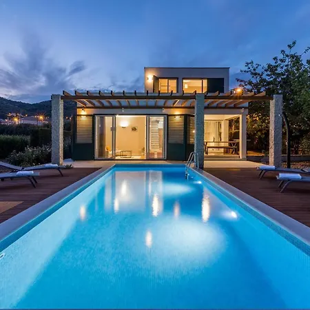 Villa Trogir Exterior photo